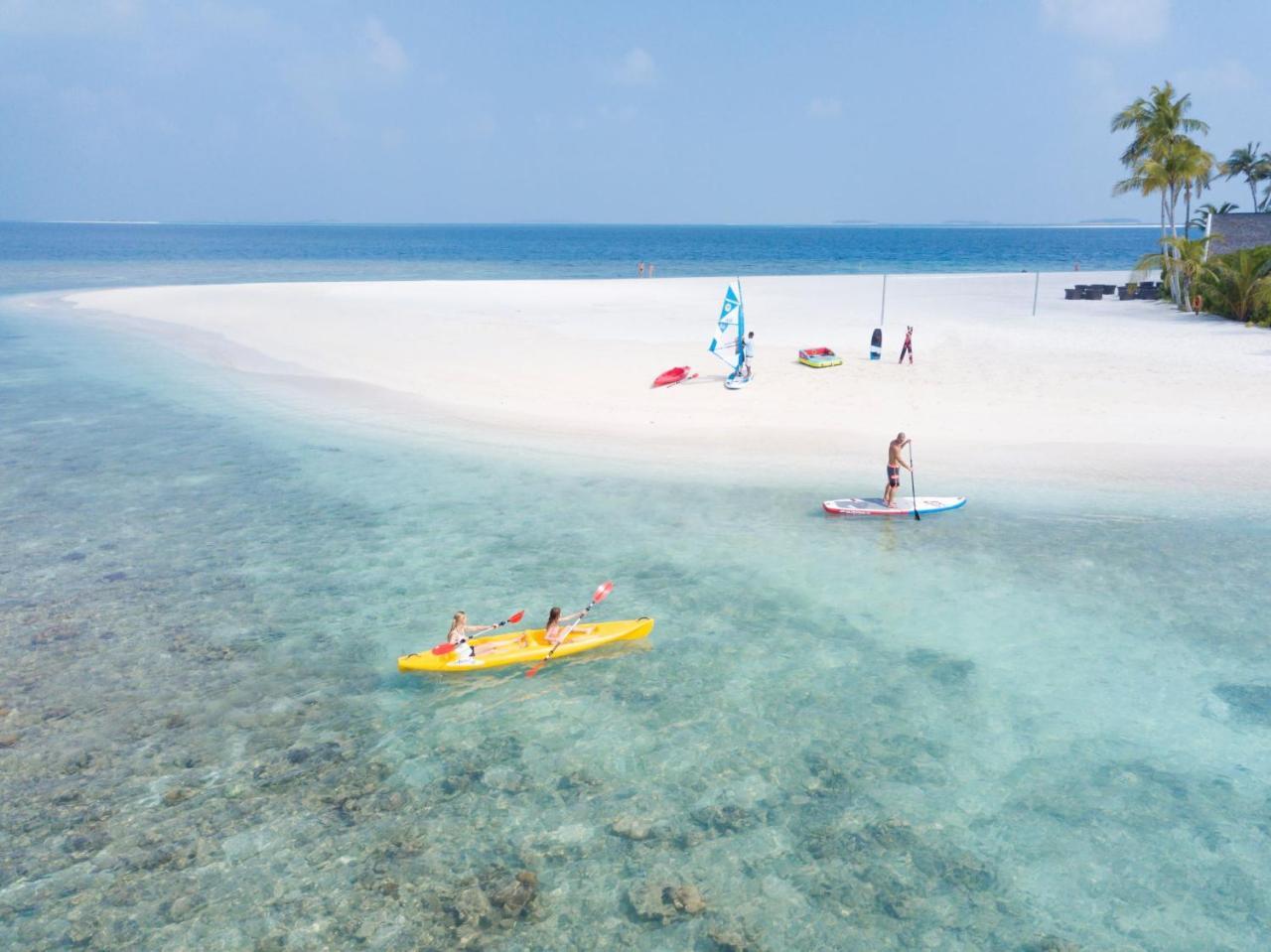 Dreamland Maldives Resort Kihadhoo Exterior photo